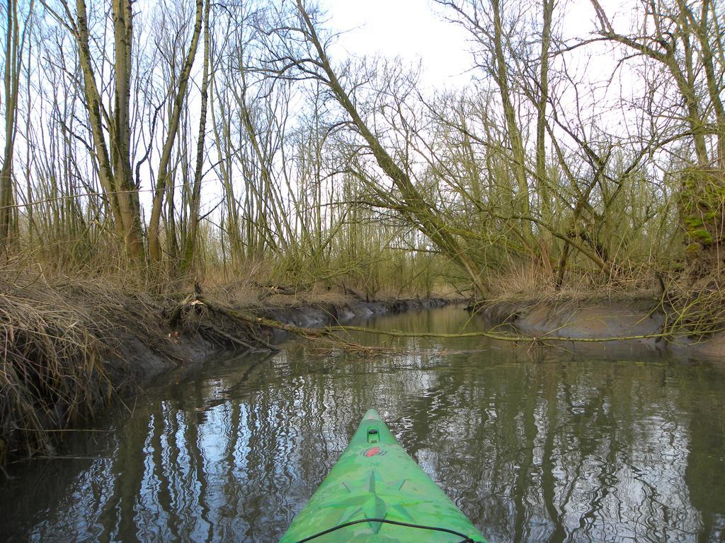 Hotel De Brabantse Biesbosch Werkendam Esterno foto