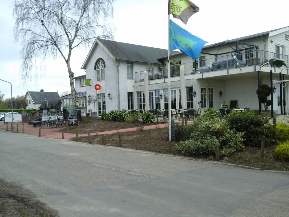 Hotel De Brabantse Biesbosch Werkendam Esterno foto